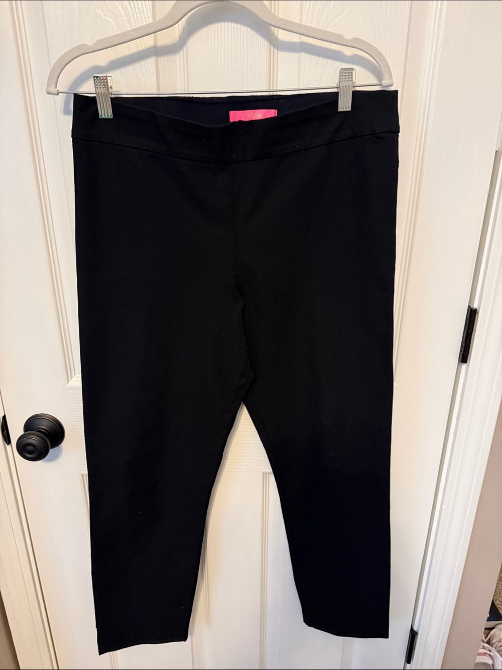 Women’s Lilly Pulitzer Black Pull-On Capri Pants